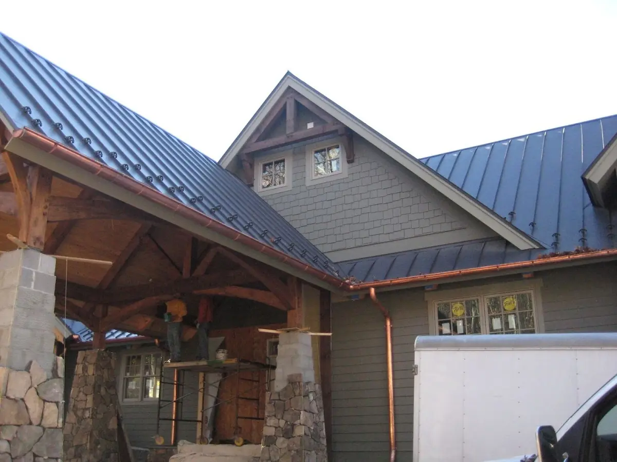 Craftsman Roofing team delivering quality roofing work in Lucas Valley-Marinwood